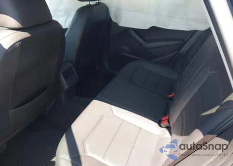 2015 Volkswagen Passat 1.8T Limited Edition from USA, damaged, VIN 1VWAT7A3XFC074026